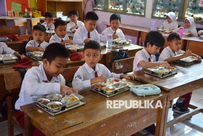 Pemerintah Siapkan Akses Modal untuk UMKM yang Terlibat Makan Bergizi