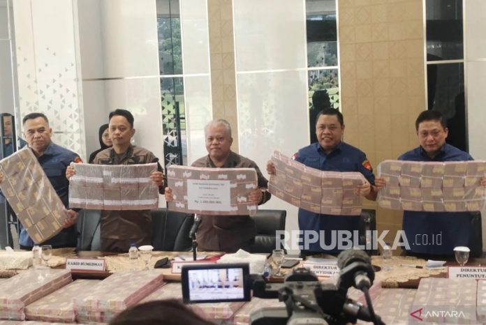 Kejaksaan Sita Uang Rp 479 Miliar dari Anak Perusahaan Darmex